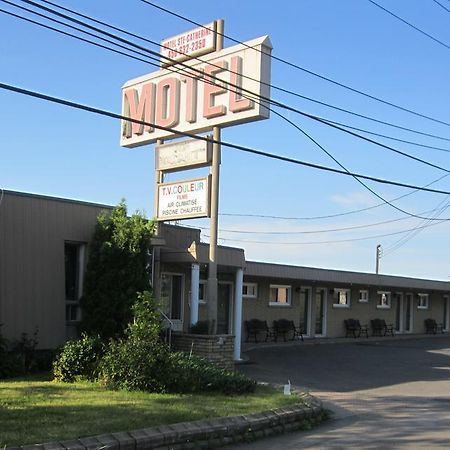 Motel Sainte Catherine Exteriör bild